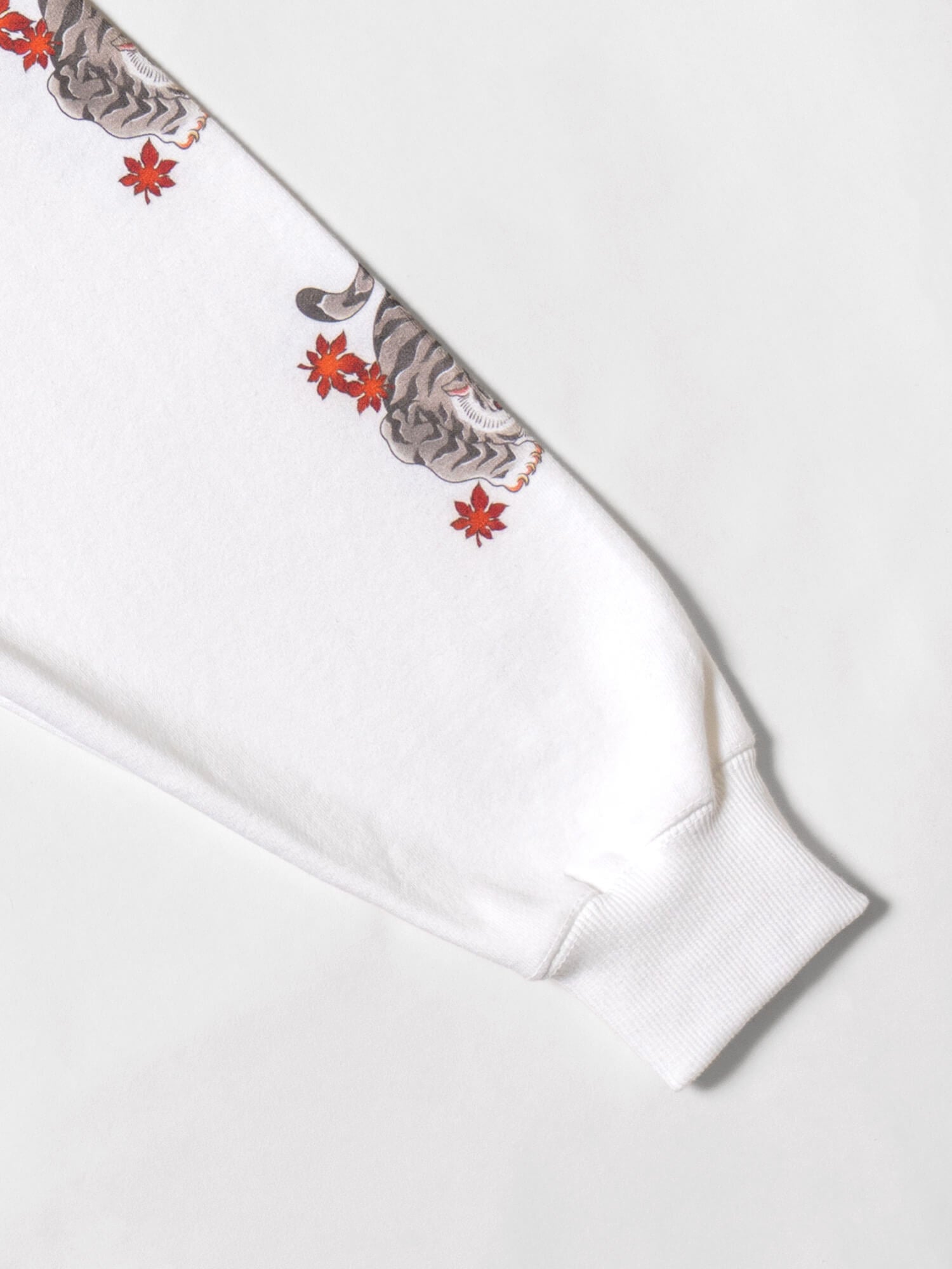 五黄の虎 Hoodie type-A