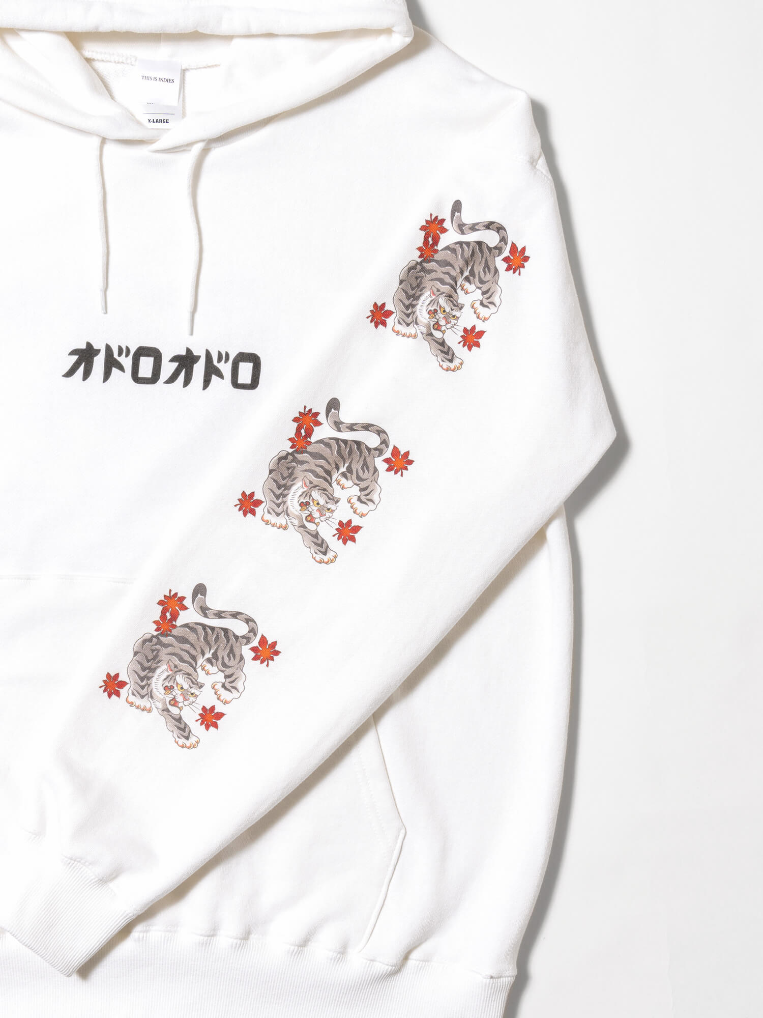 五黄の虎 Hoodie type-A