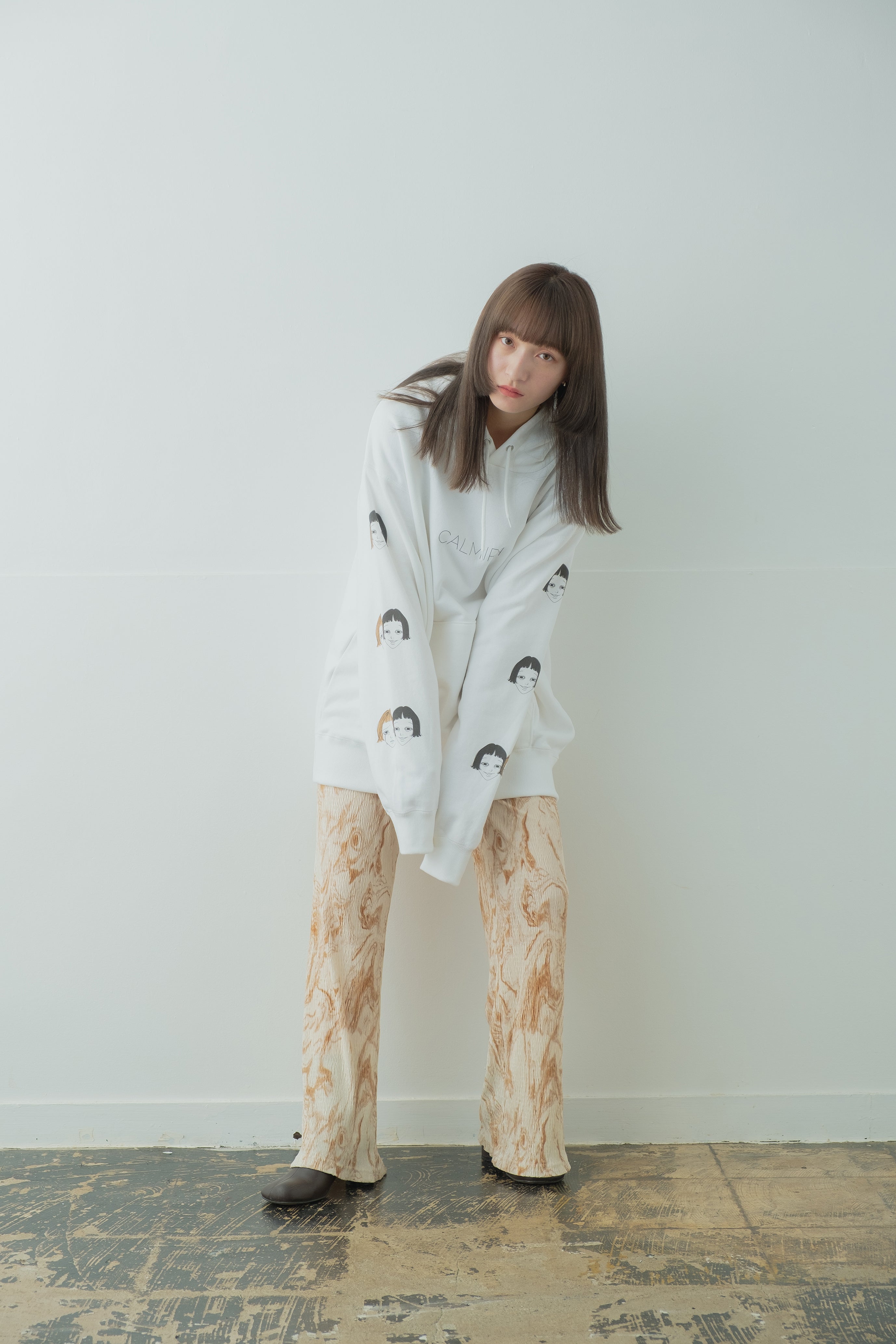 泣き笑 Hoodie type-A