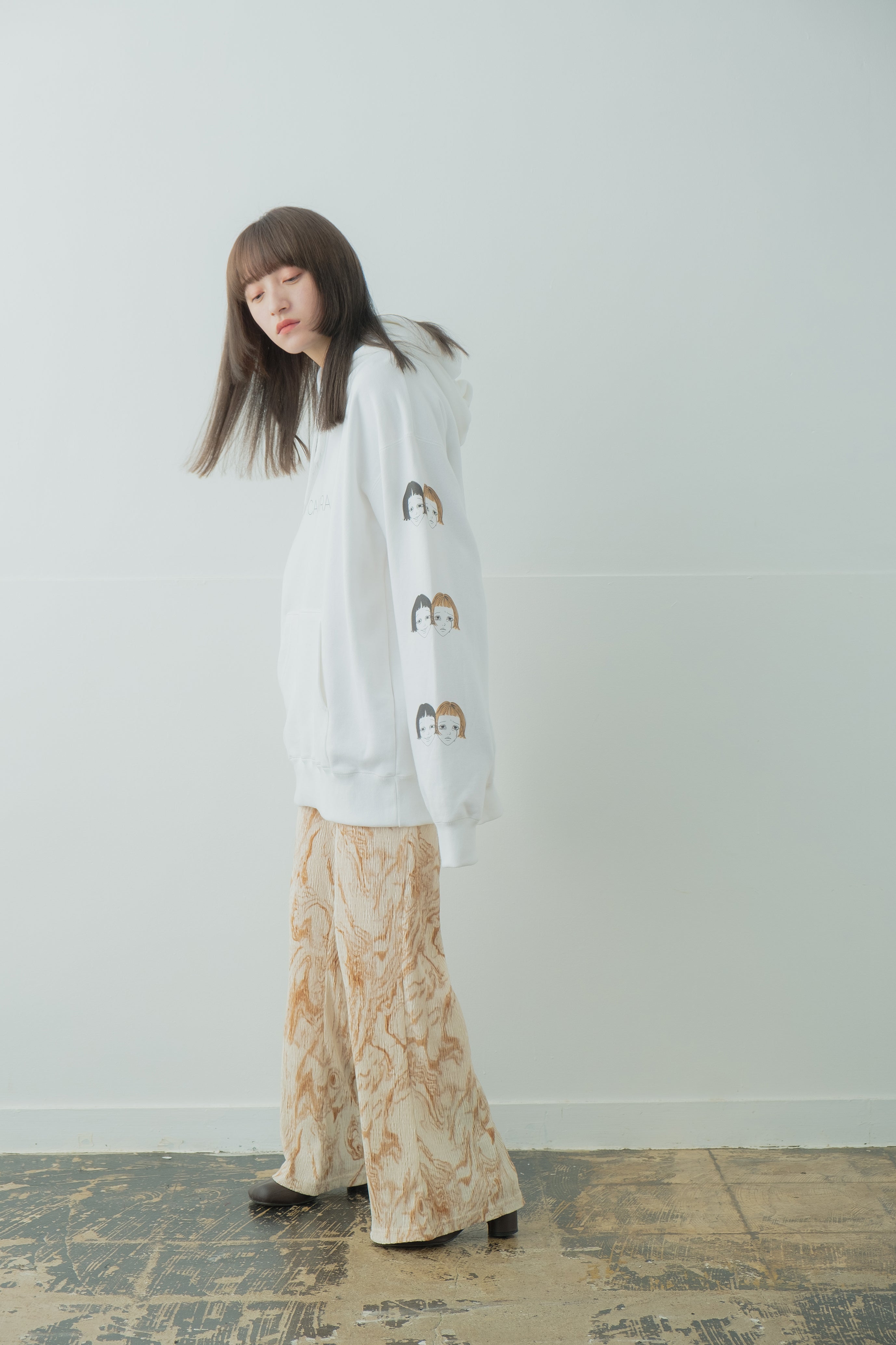 泣き笑 Hoodie type-A