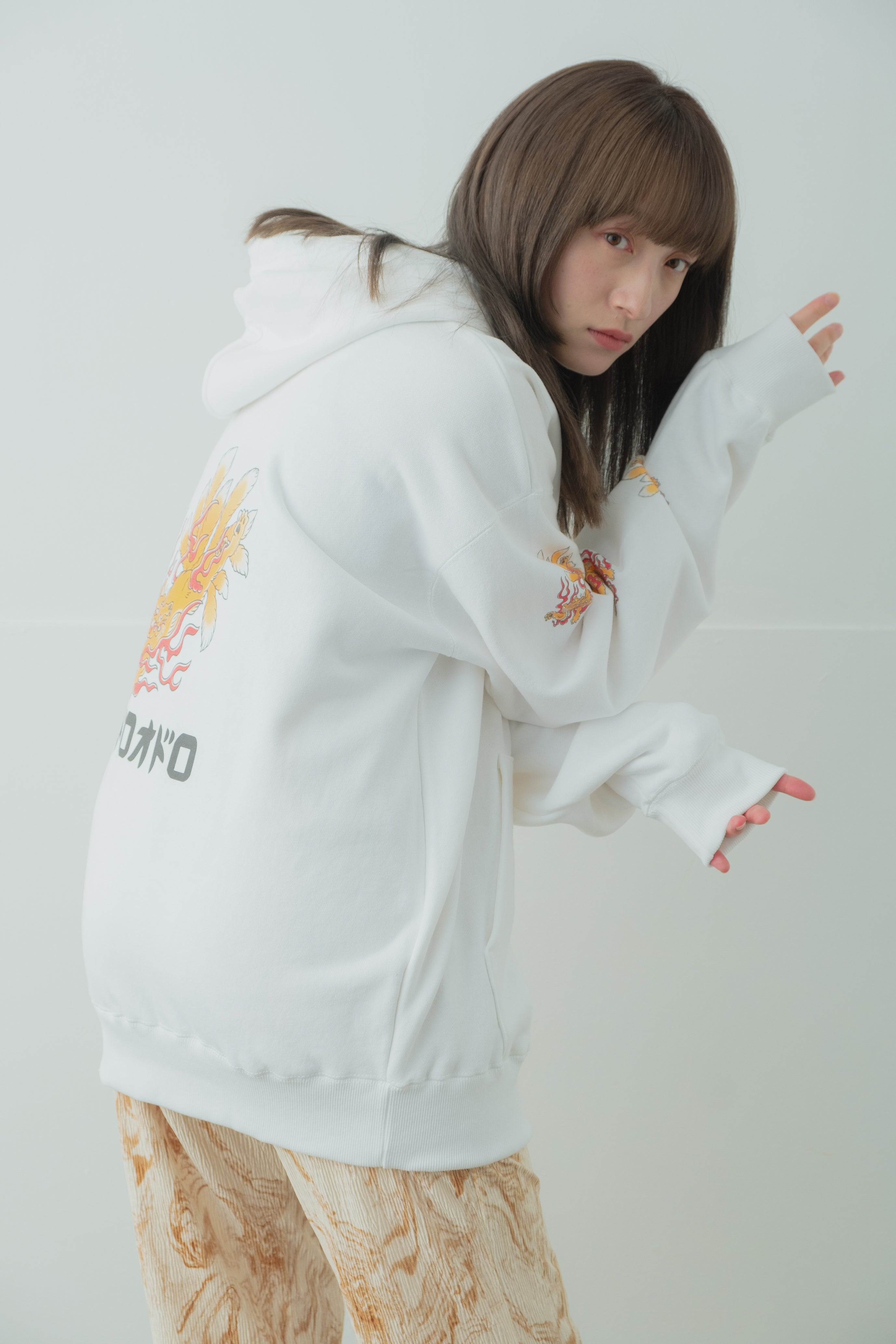 九尾の狐 Hoodie type-A