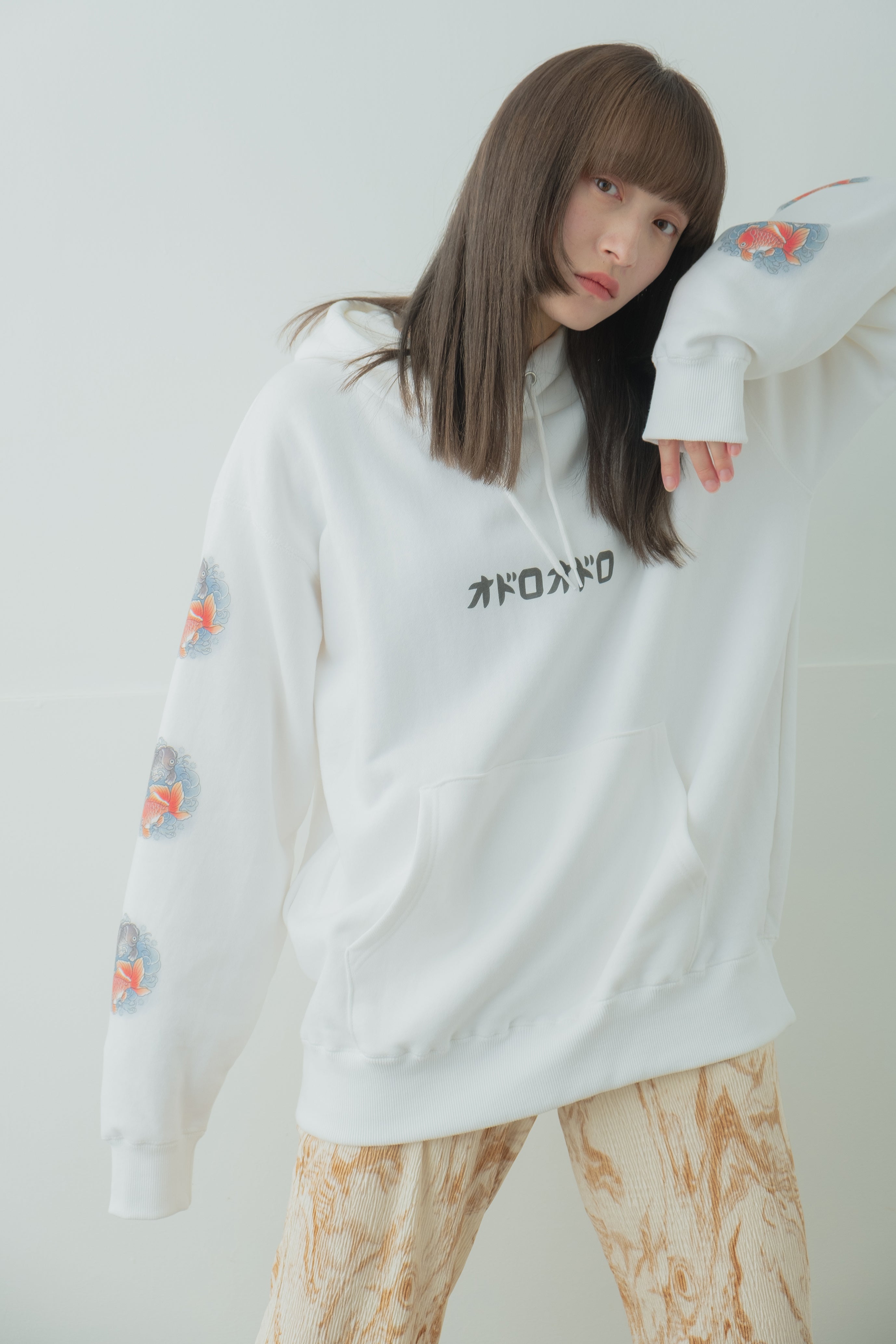 金魚 Hoodie type-A