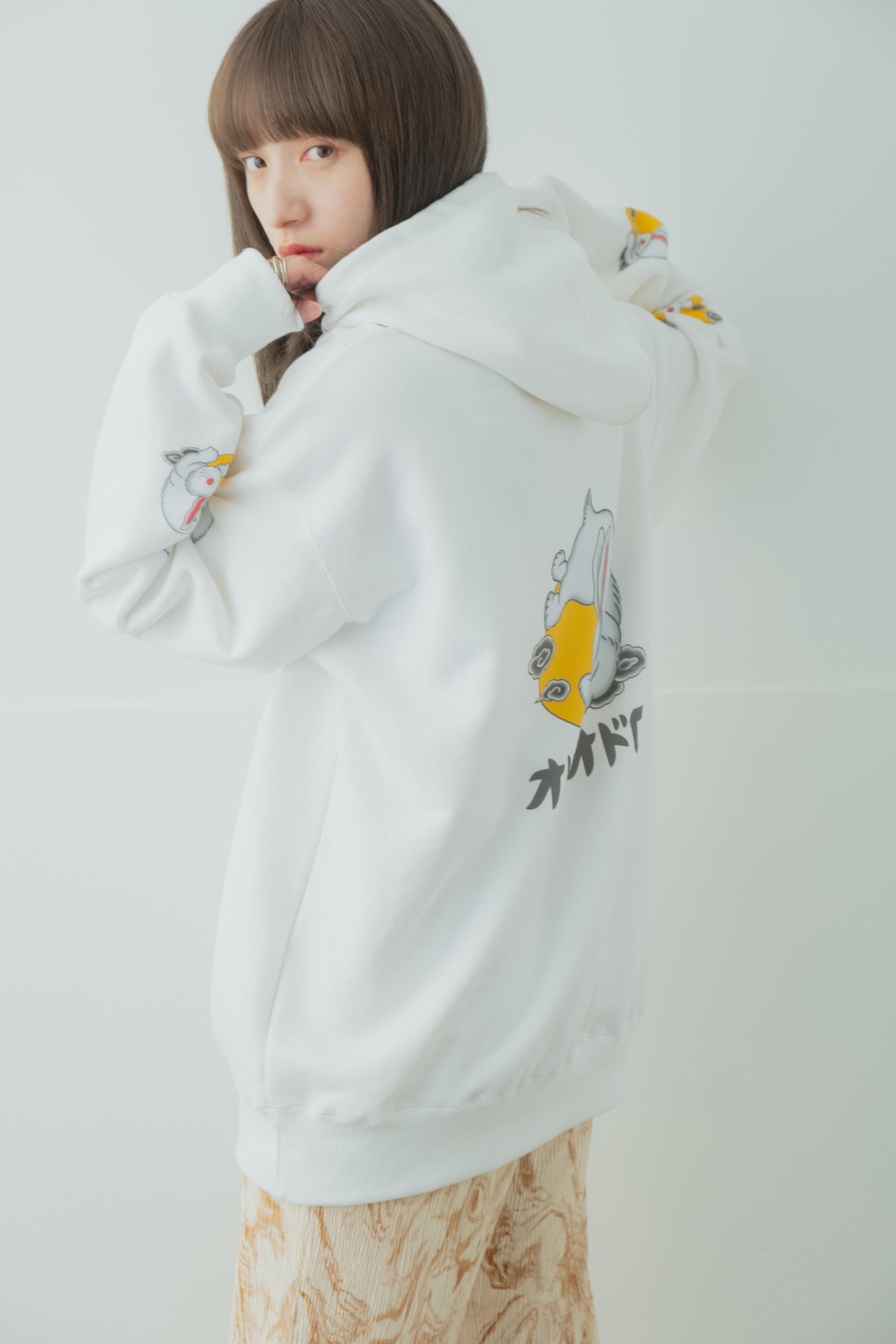 白兎 Hoodie type-A