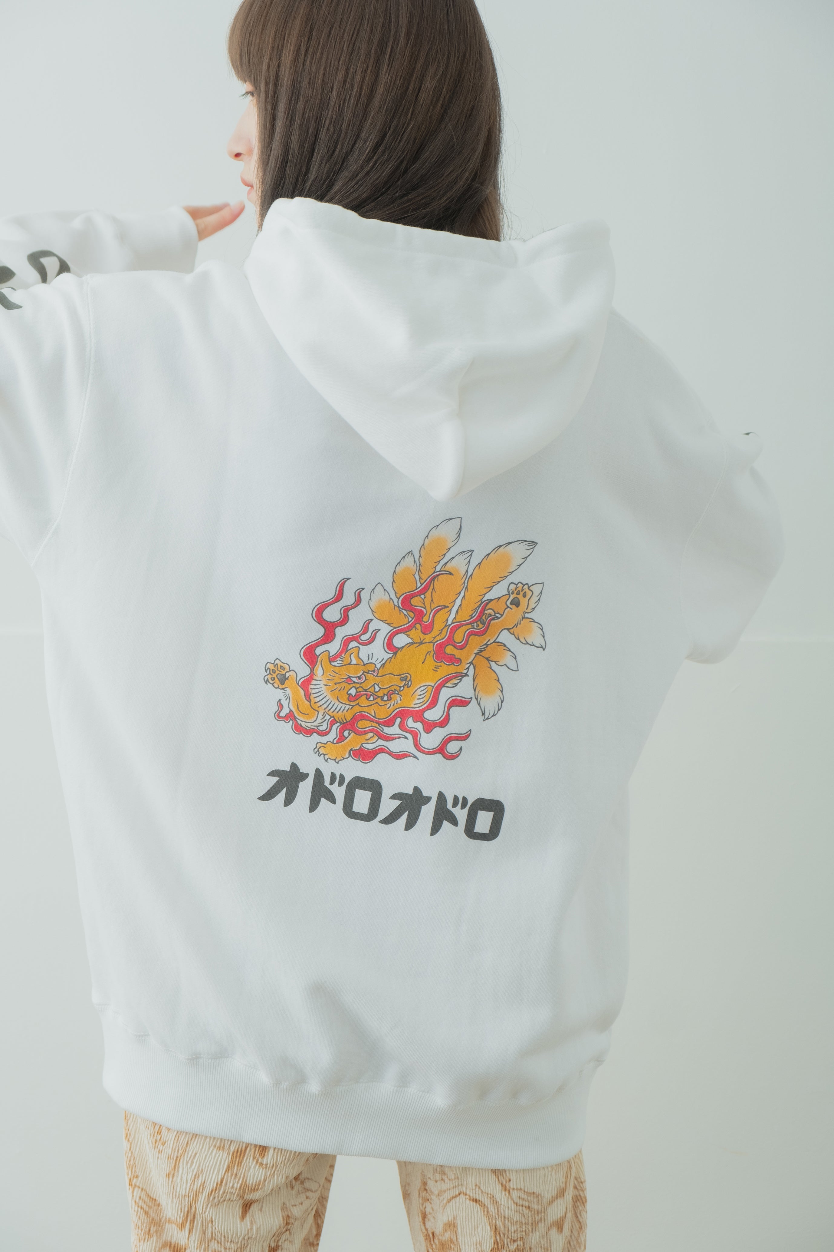 九尾の狐 Hoodie type-B