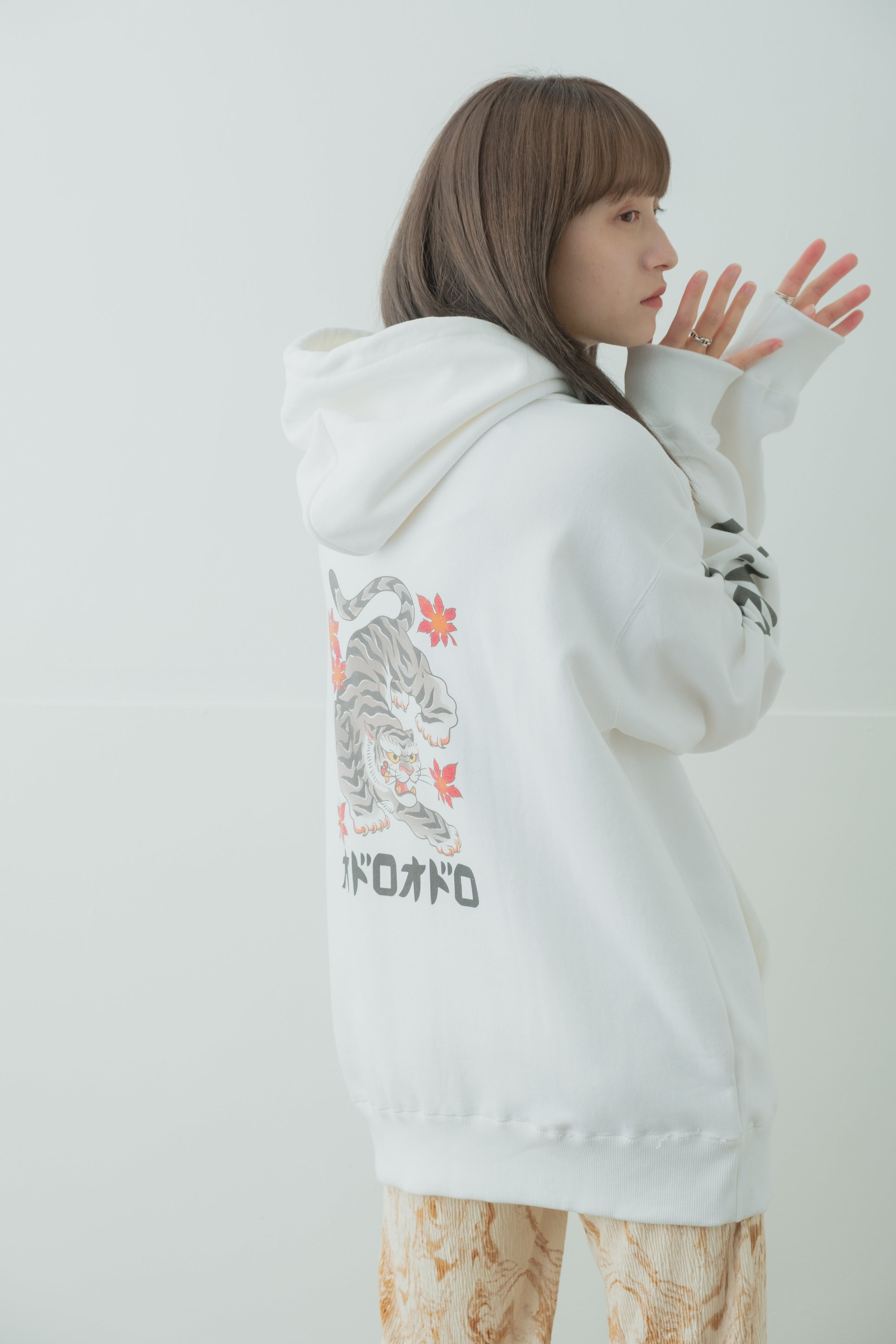 五黄の虎 Hoodie type-B